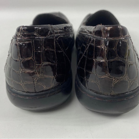 Clarks Sz 10 BrownAlligator Bendables Women's Loafer - Picture 8 of 11